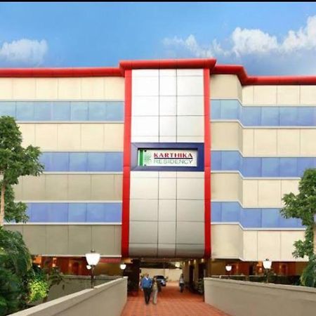 Karthika Residency Appartement Kochi Buitenkant foto