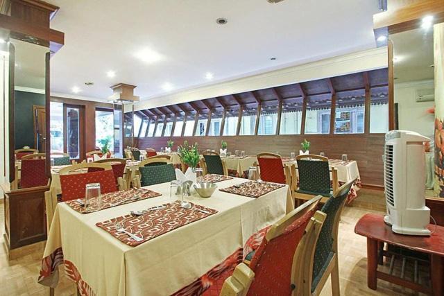 Karthika Residency Appartement Kochi Buitenkant foto