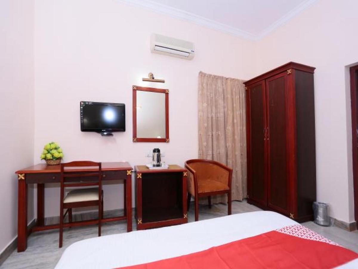 Karthika Residency Appartement Kochi Buitenkant foto