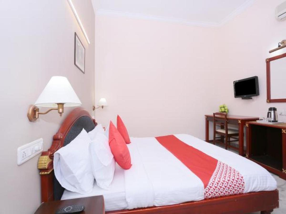 Karthika Residency Appartement Kochi Buitenkant foto